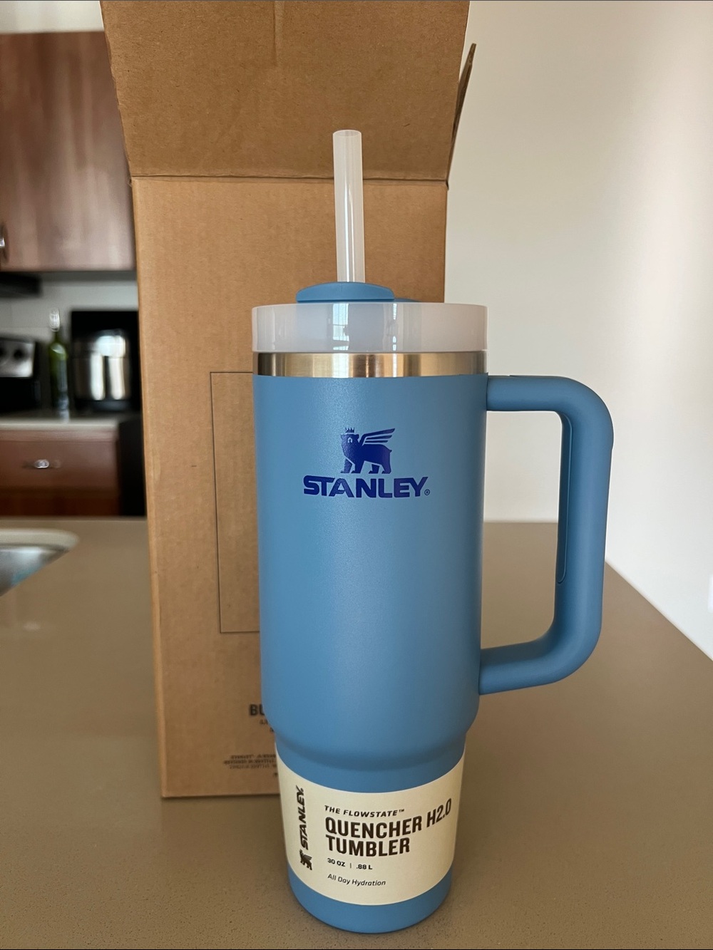 Stanley Blue Quencher H2.0 Tumbler with Handle and Straw